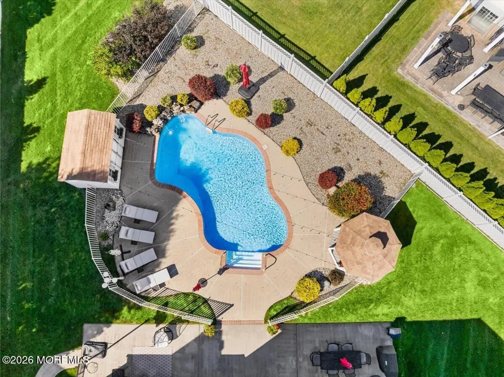 25 Paceview Drive Howell, NJ 07731