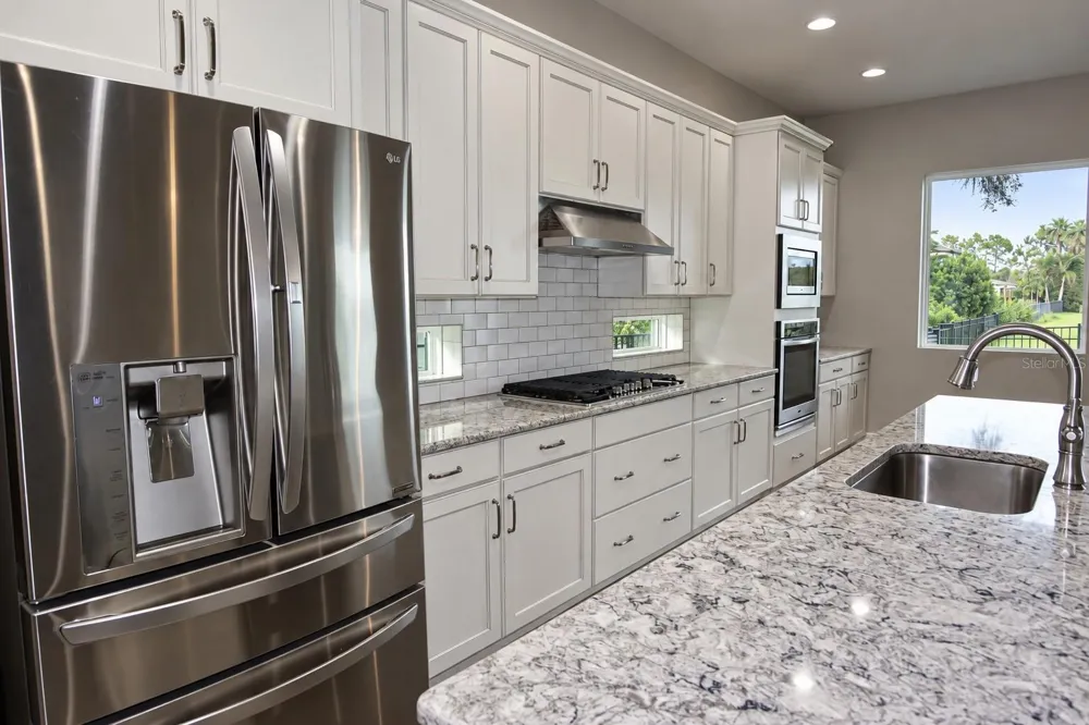 14735 CARAVAN AVENUE Odessa, FL 33556