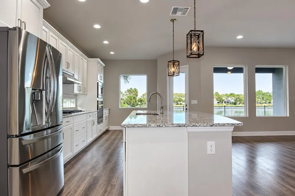 14735 CARAVAN AVENUE Odessa, FL 33556