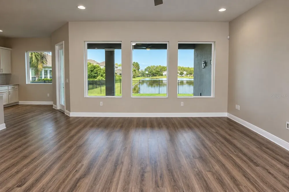 14735 CARAVAN AVENUE Odessa, FL 33556