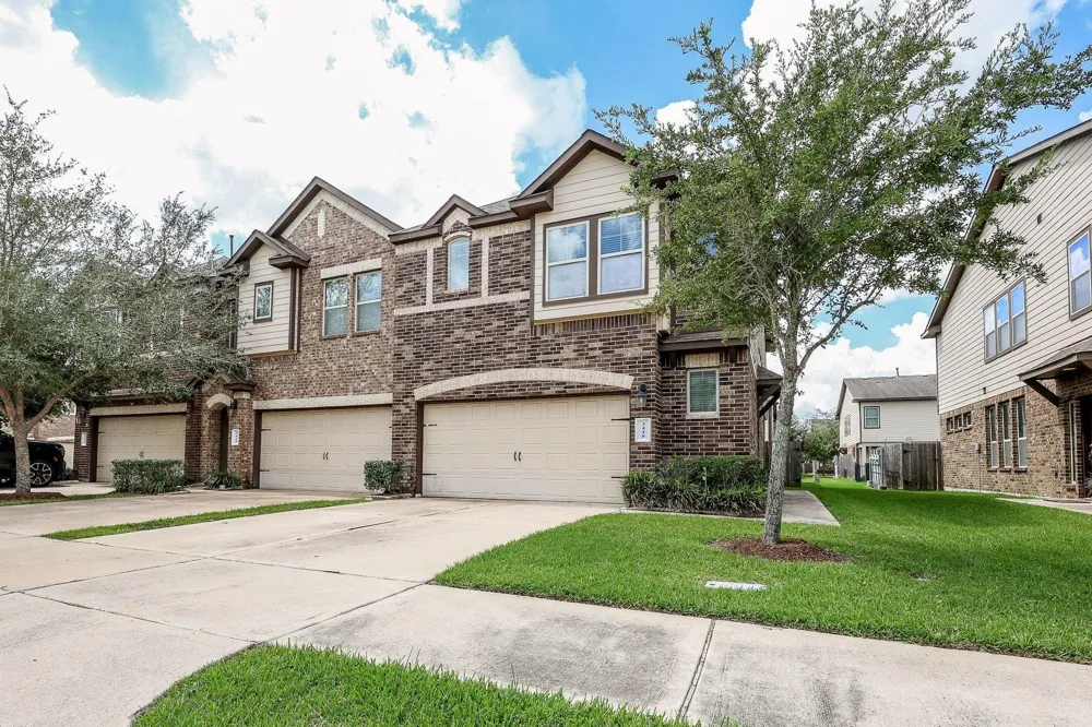 3418 Harvest Meadow Lane Rosenberg, TX 77471