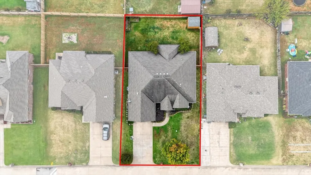 517 S Cary Place Muskogee, OK 74403