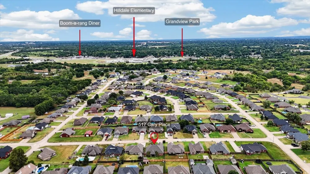 517 S Cary Place Muskogee, OK 74403