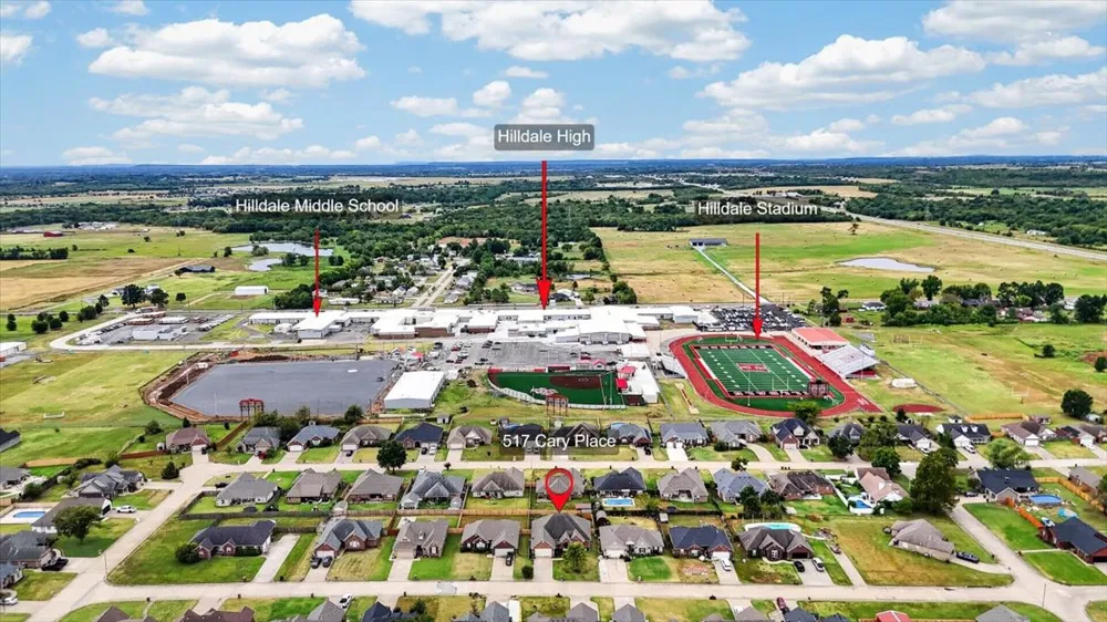 517 S Cary Place Muskogee, OK 74403
