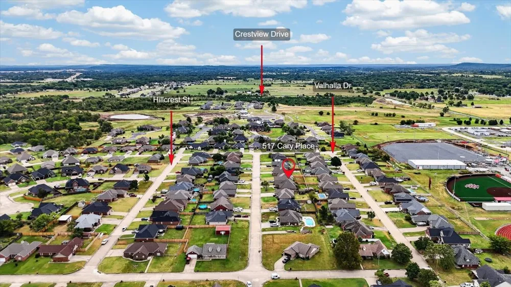 517 S Cary Place Muskogee, OK 74403