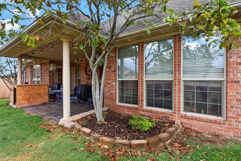 517 S Cary Place Muskogee, OK 74403