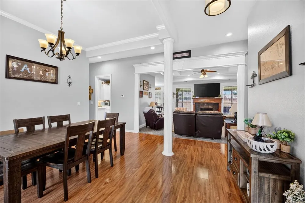 517 S Cary Place Muskogee, OK 74403