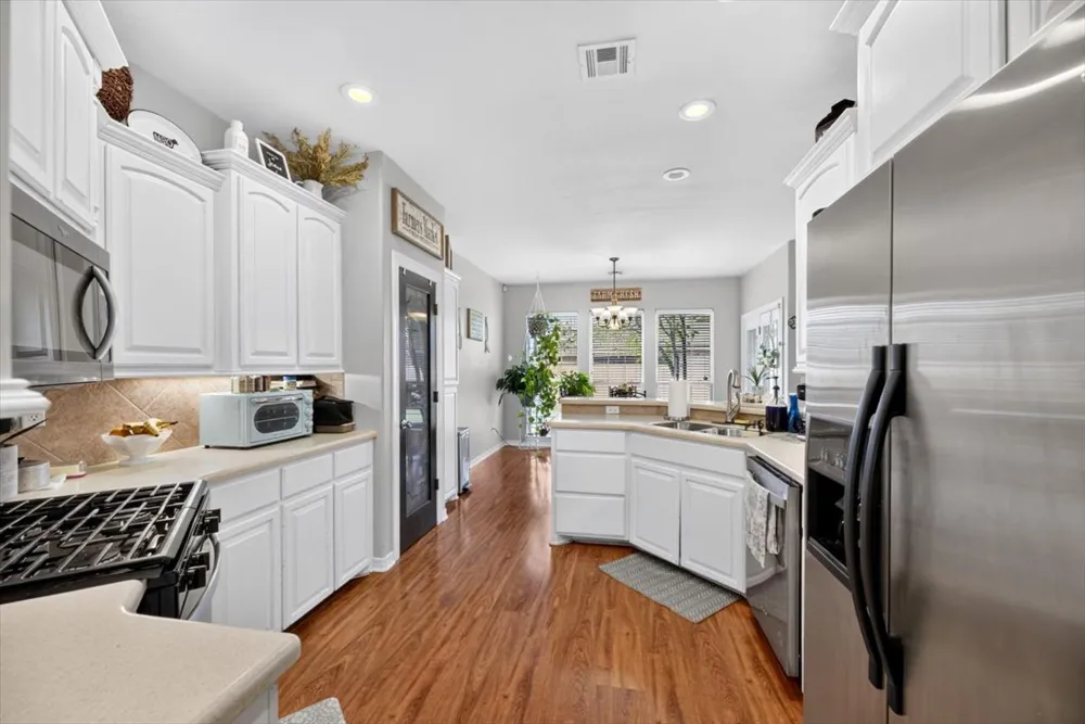 517 S Cary Place Muskogee, OK 74403