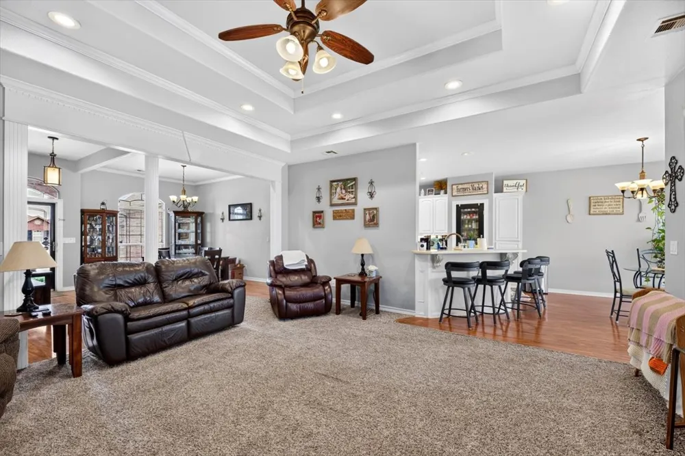 517 S Cary Place Muskogee, OK 74403
