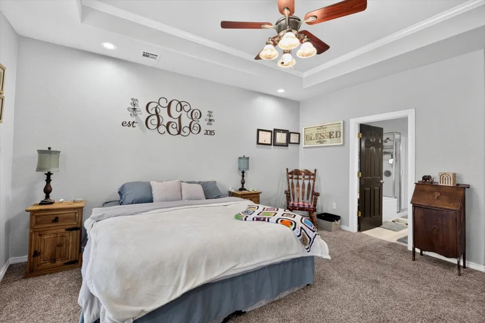 517 S Cary Place Muskogee, OK 74403