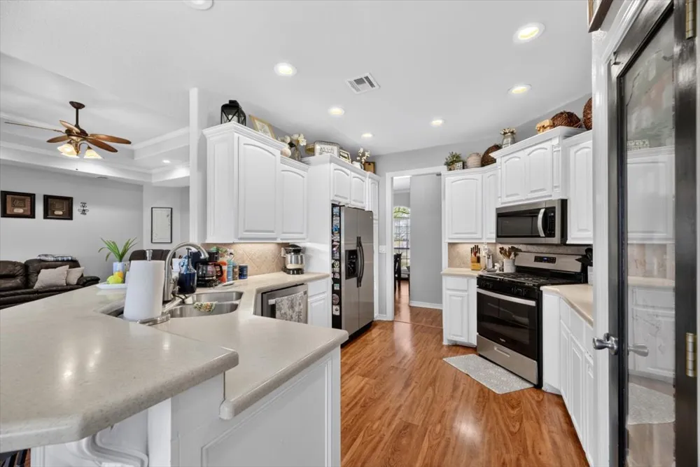 517 S Cary Place Muskogee, OK 74403