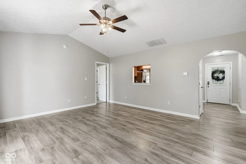 933 Atmore Court Indianapolis, IN 46217