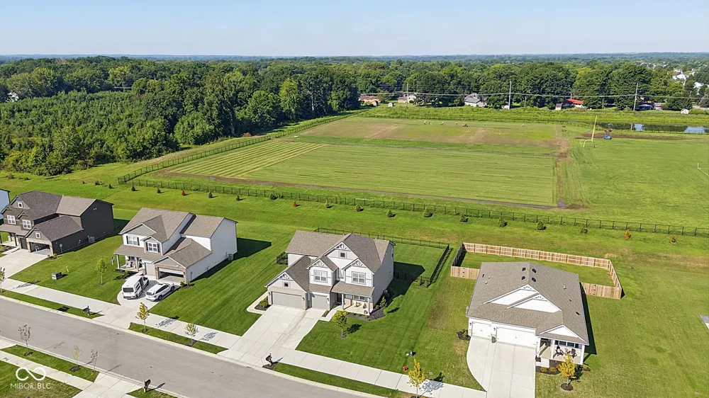 2282 Oakmont Drive Plainfield, IN 46168