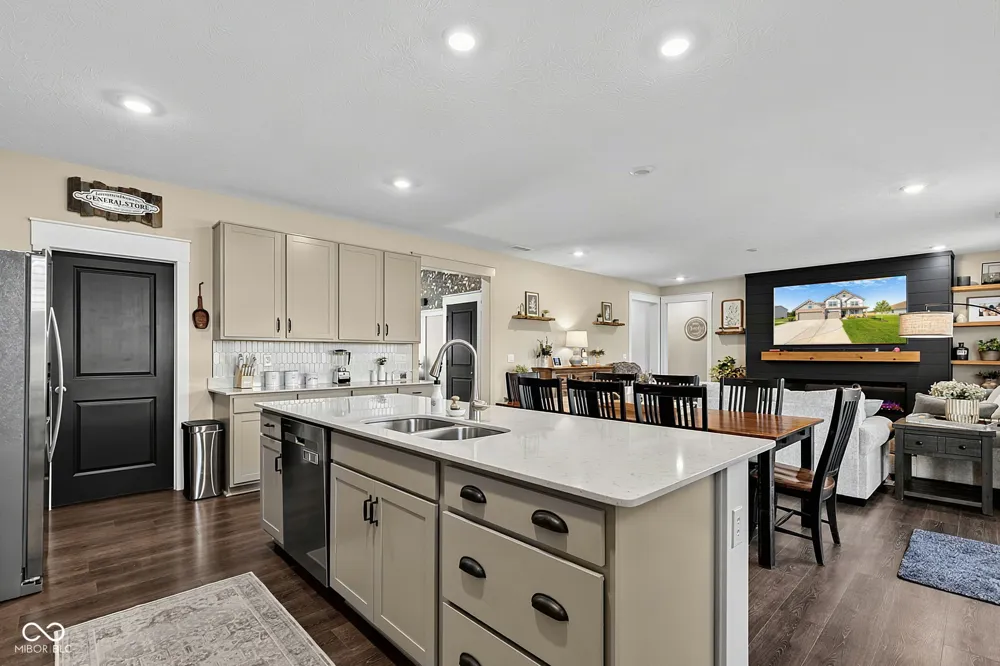 2282 Oakmont Drive Plainfield, IN 46168