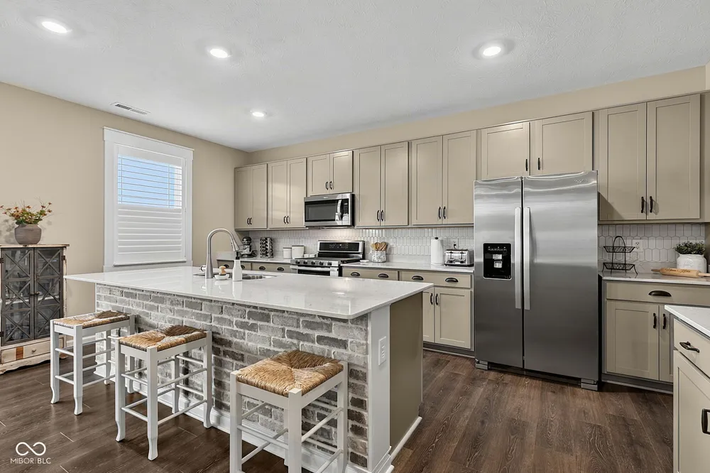2282 Oakmont Drive Plainfield, IN 46168