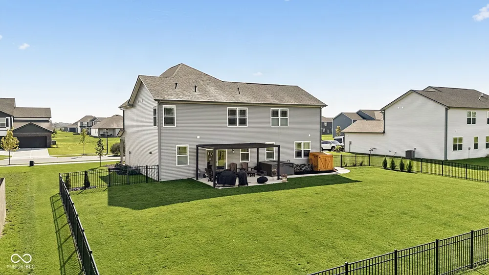 2282 Oakmont Drive Plainfield, IN 46168