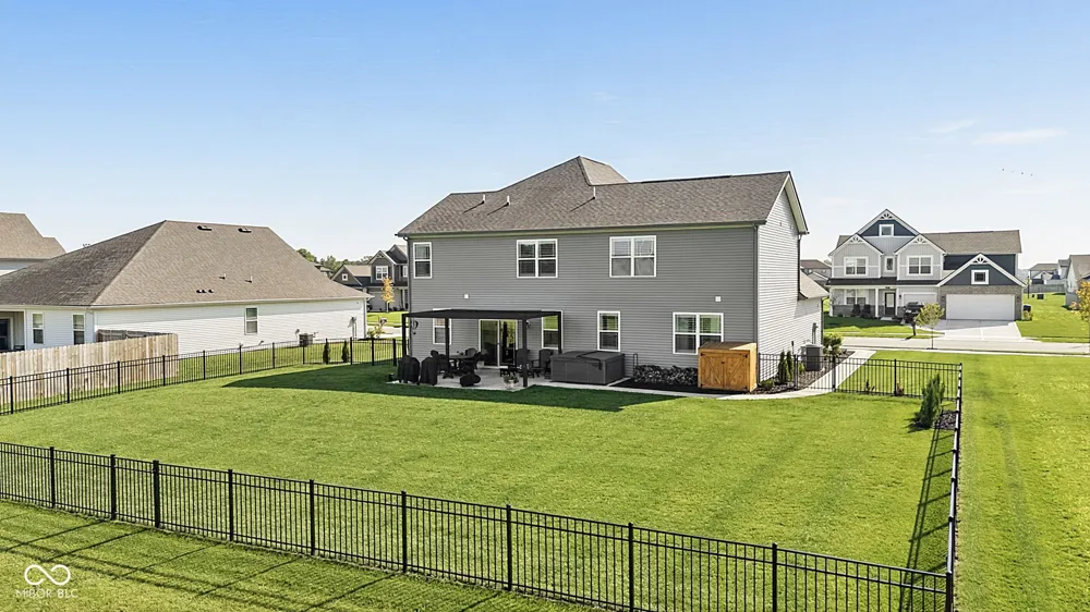 2282 Oakmont Drive Plainfield, IN 46168