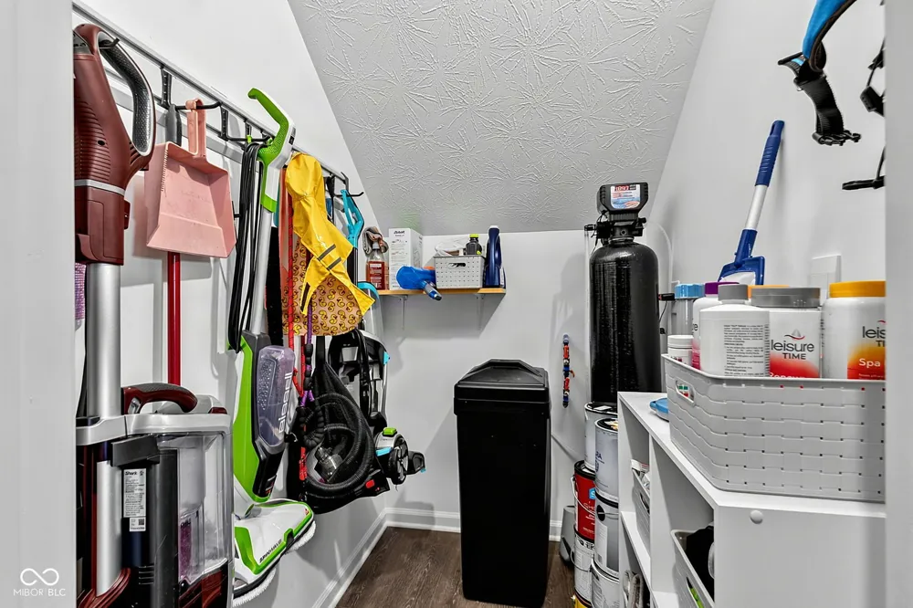 2282 Oakmont Drive Plainfield, IN 46168