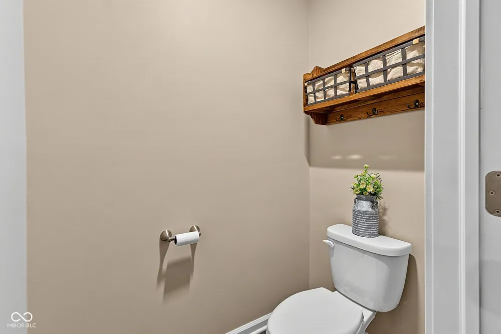 2282 Oakmont Drive Plainfield, IN 46168