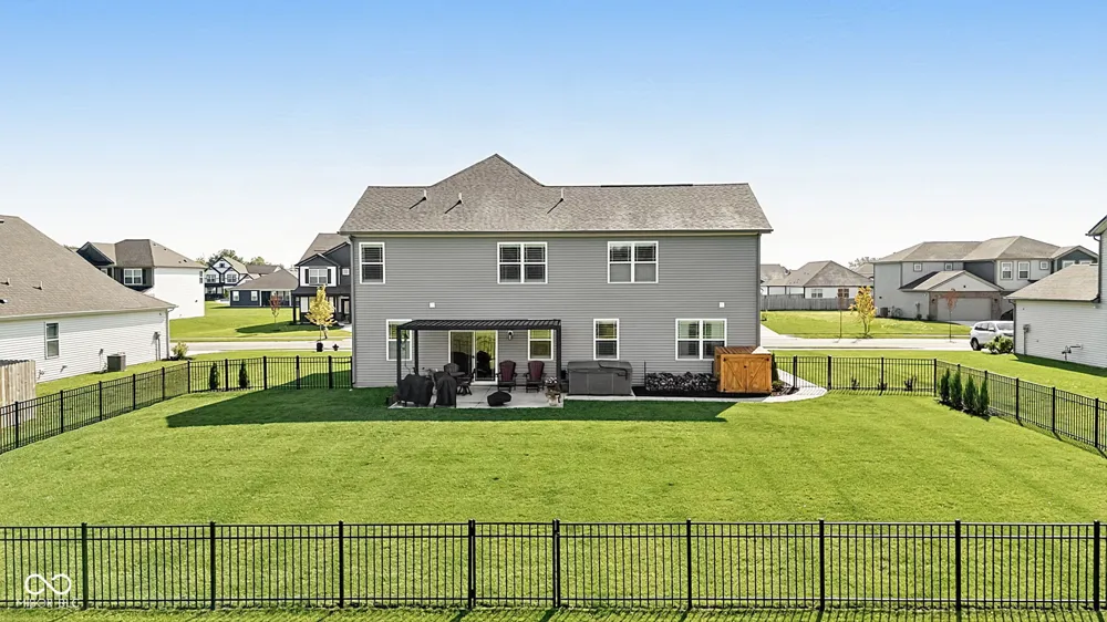 2282 Oakmont Drive Plainfield, IN 46168