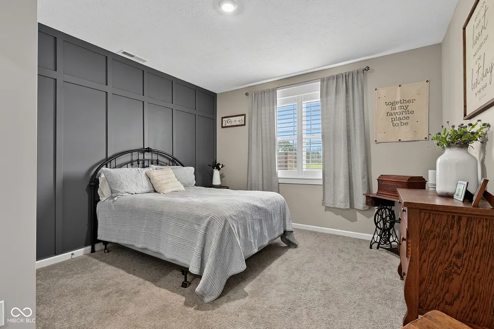2282 Oakmont Drive Plainfield, IN 46168