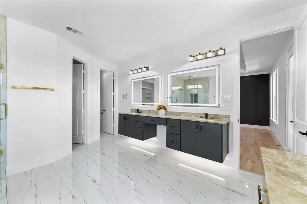 703 Buckalew Street Dallas, TX 75208