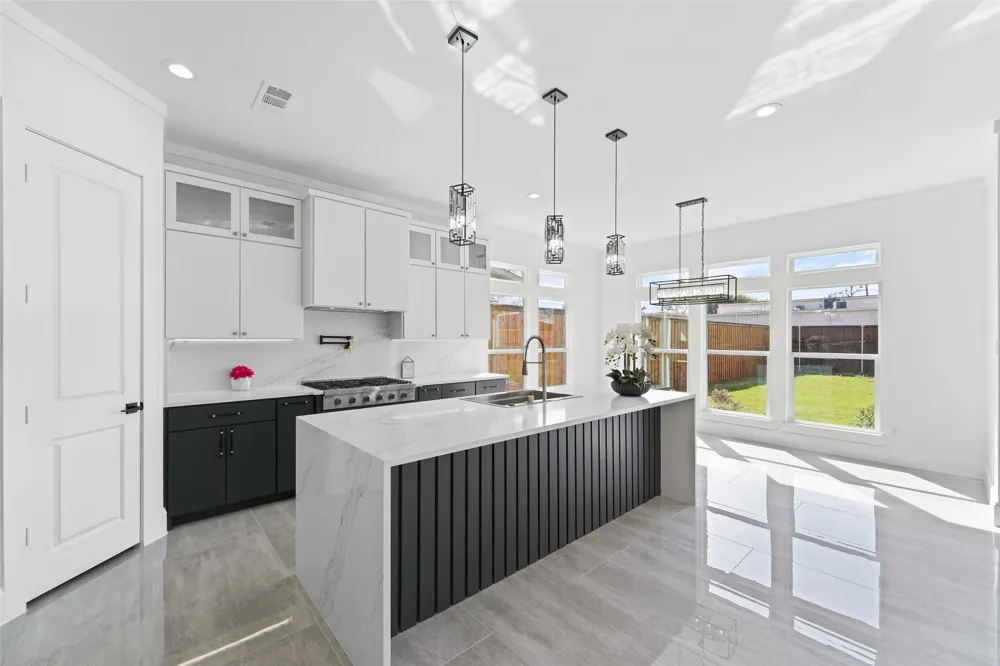 703 Buckalew Street Dallas, TX 75208