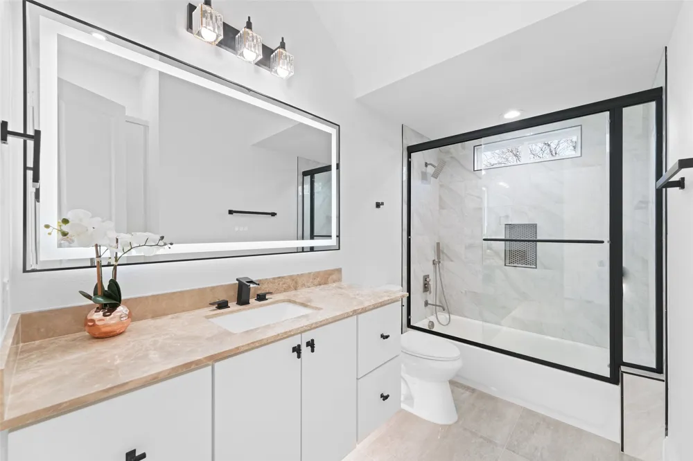703 Buckalew Street Dallas, TX 75208