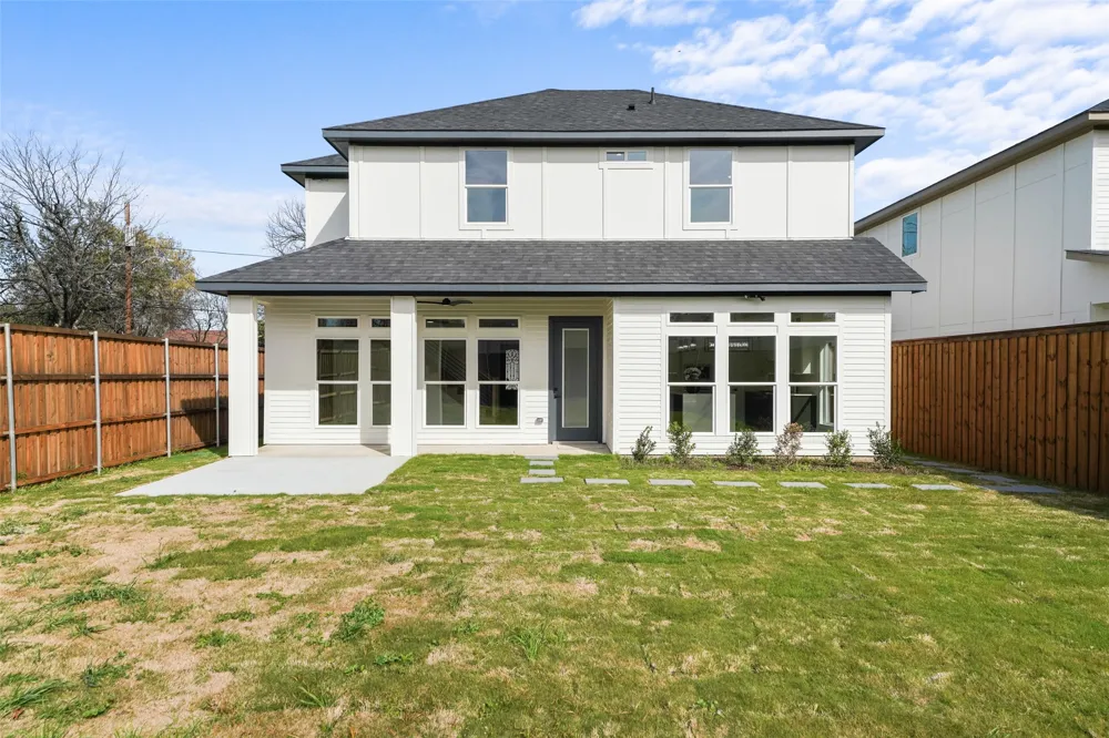 703 Buckalew Street Dallas, TX 75208