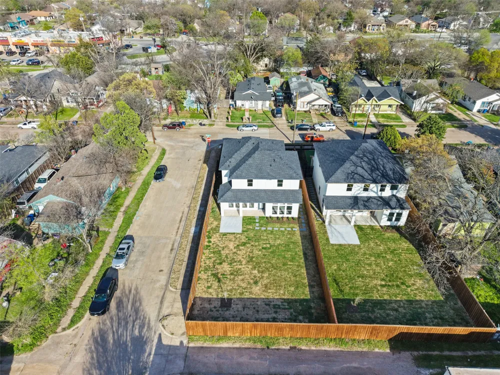 703 Buckalew Street Dallas, TX 75208