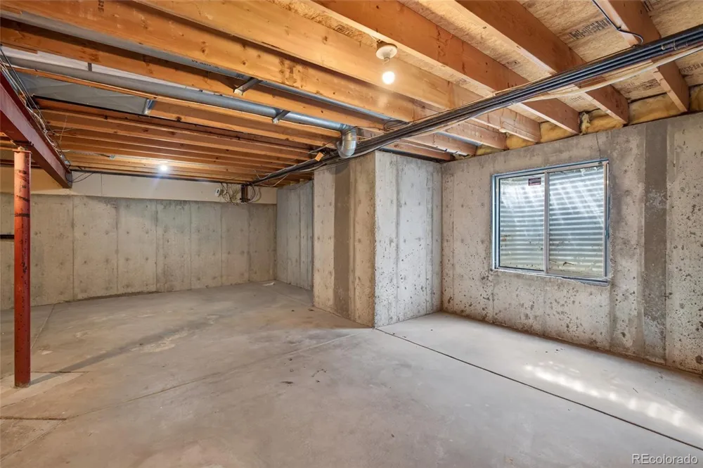 2092 S Xenia Way Denver, CO 80231