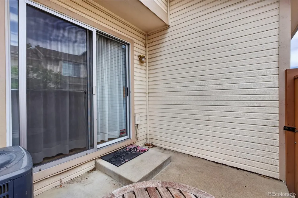 2092 S Xenia Way Denver, CO 80231