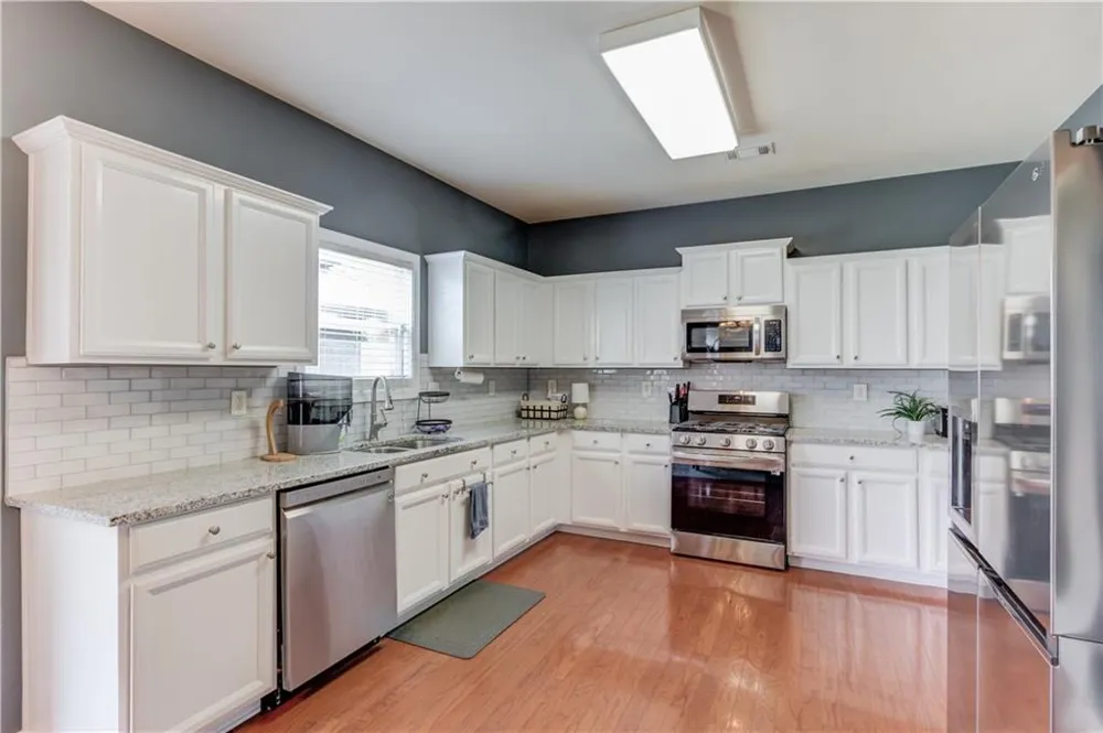6145 Barker Landing Sugar Hill, GA 30518