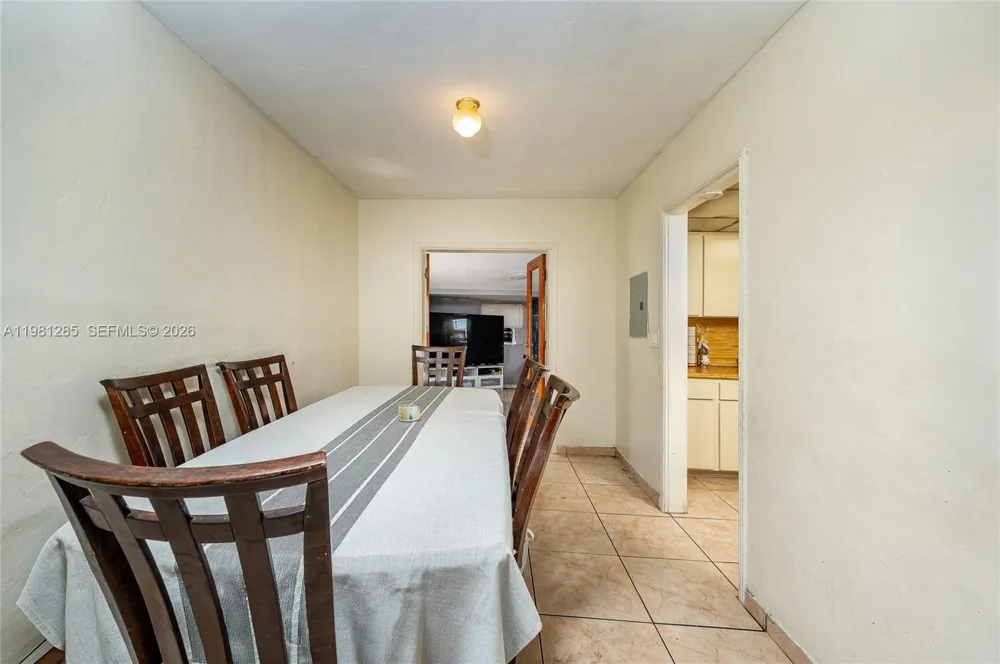2610 NW 33rd St #2610-2612 Miami, FL 33142