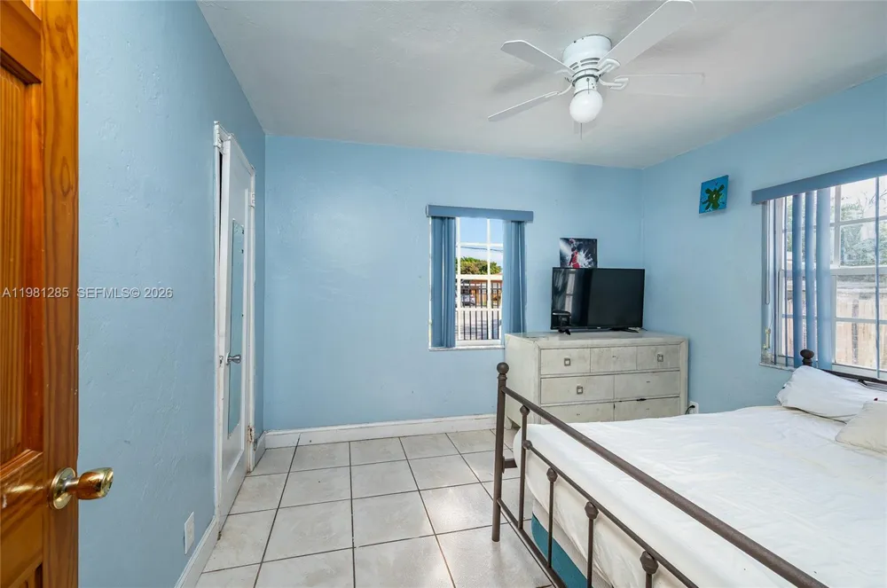 2610 NW 33rd St #2610-2612 Miami, FL 33142