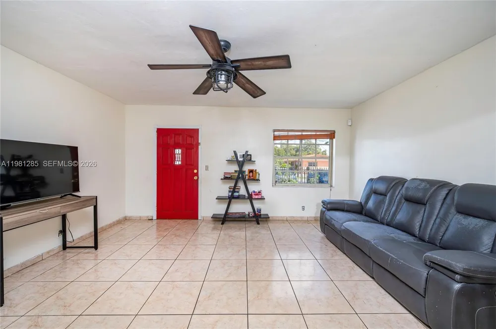 2610 NW 33rd St #2610-2612 Miami, FL 33142