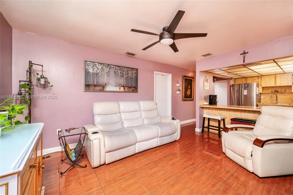 2610 NW 33rd St #2610-2612 Miami, FL 33142