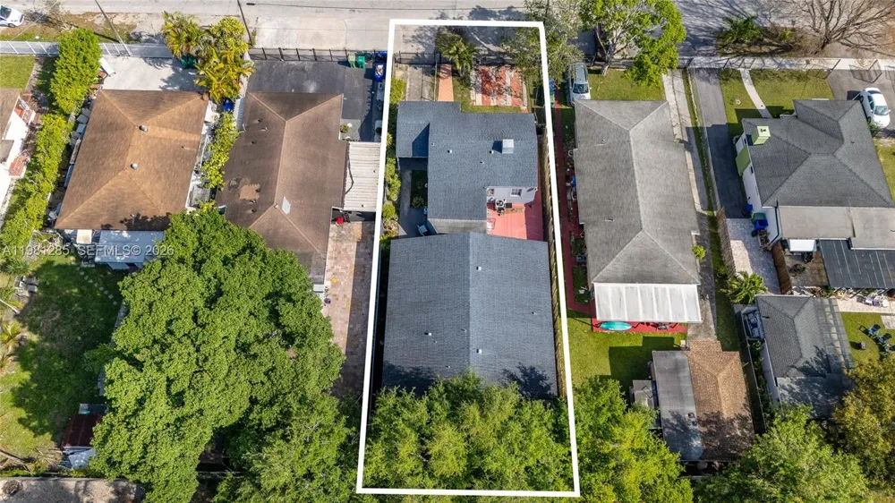 2610 NW 33rd St #2610-2612 Miami, FL 33142