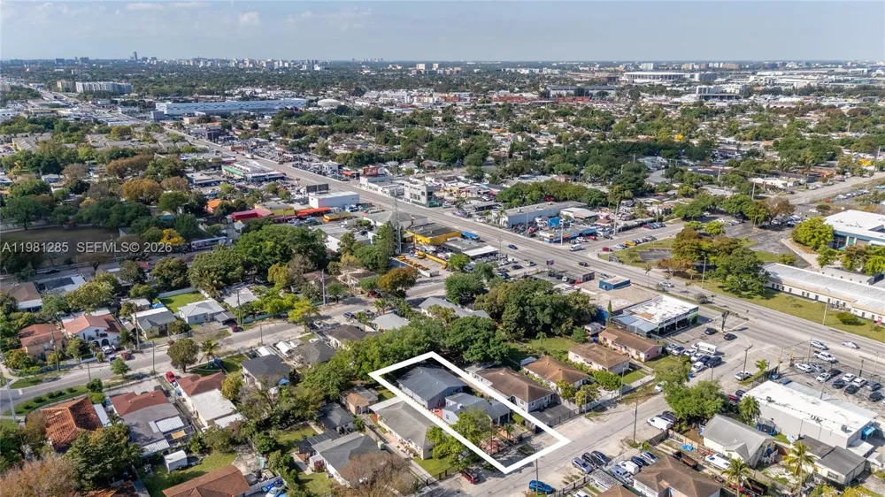 2610 NW 33rd St #2610-2612 Miami, FL 33142