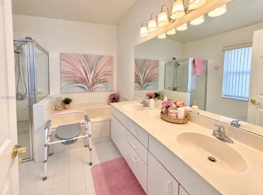 16478 NW 20th St Pembroke Pines, FL 33028