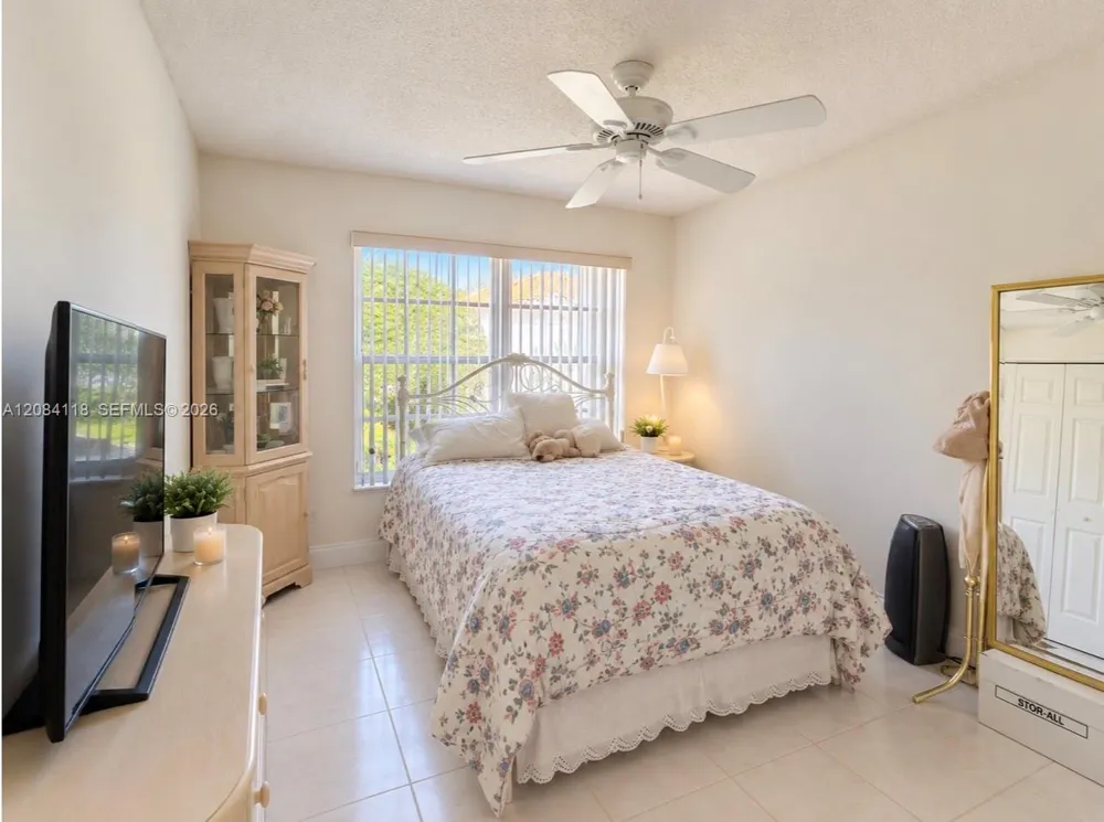 16478 NW 20th St Pembroke Pines, FL 33028