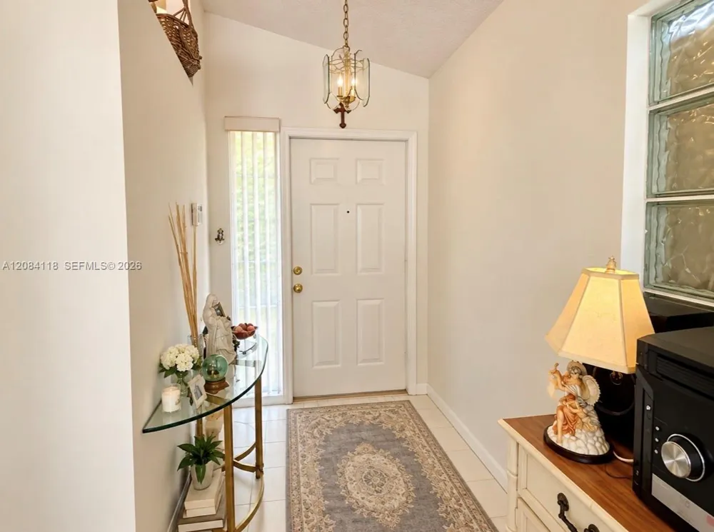 16478 NW 20th St Pembroke Pines, FL 33028