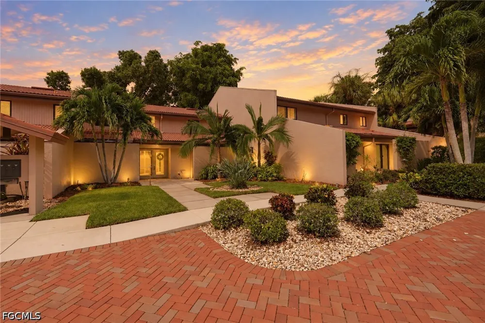 S Landings Drive Fort Myers, FL 33919