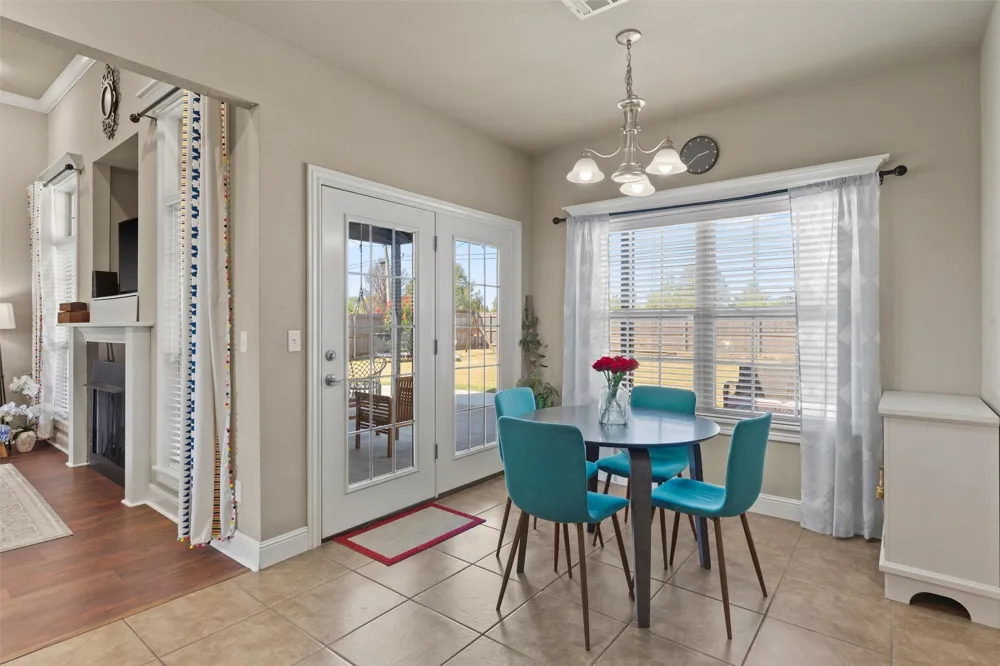 5710 Ashbrook Drive Bartlesville, OK 74006