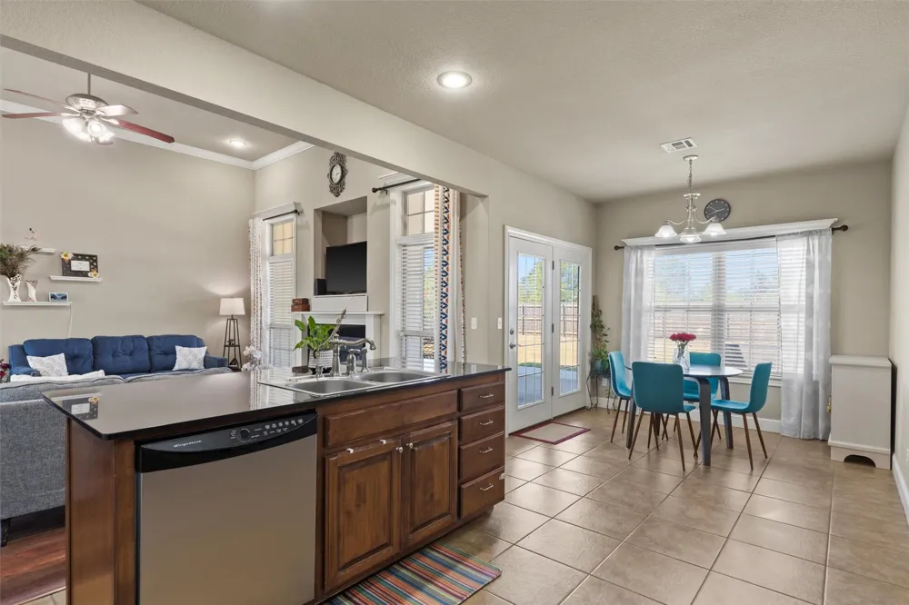 5710 Ashbrook Drive Bartlesville, OK 74006