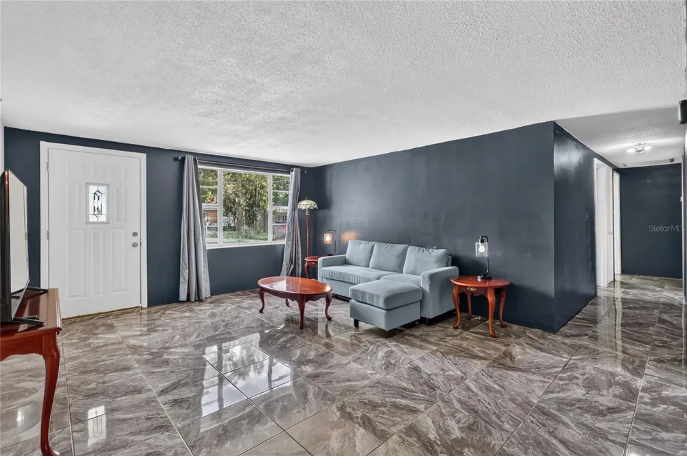 3206 DECATUR AVENUE Lakeland, FL 33805