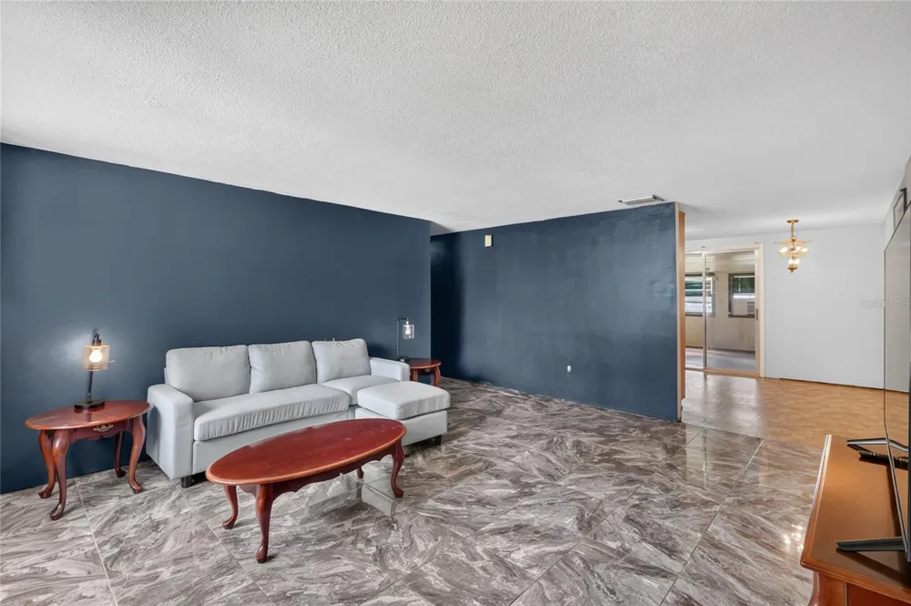 3206 DECATUR AVENUE Lakeland, FL 33805