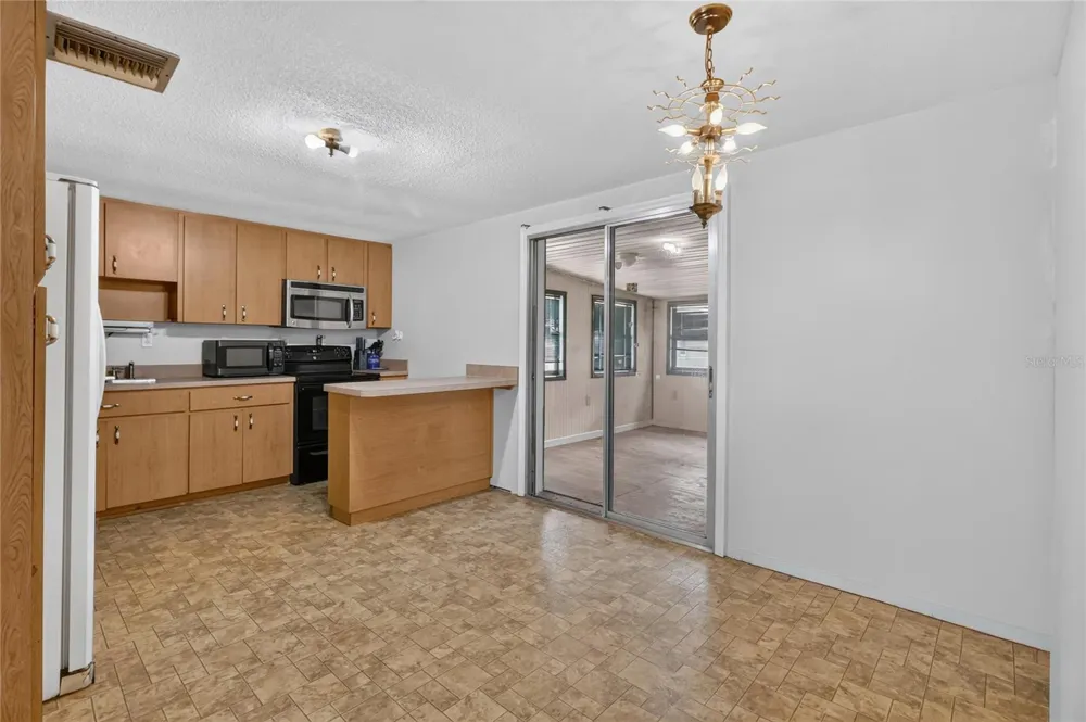 3206 DECATUR AVENUE Lakeland, FL 33805