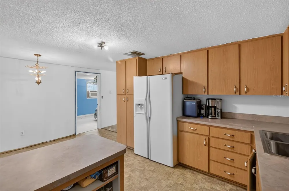 3206 DECATUR AVENUE Lakeland, FL 33805