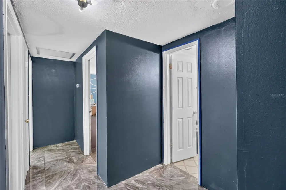 3206 DECATUR AVENUE Lakeland, FL 33805